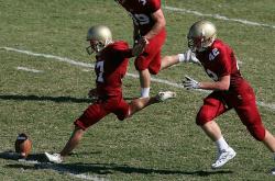 开云体育-阿尔瓦雷斯补时绝杀！切尔西血性逆转，欧冠之路迎来曙光