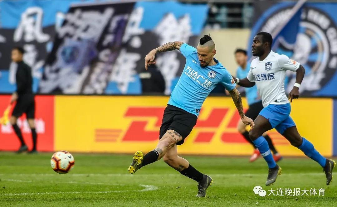 天津泰达不敌大连一方,遭遇两连败 天津泰达不敌大连一方,遭遇两连败