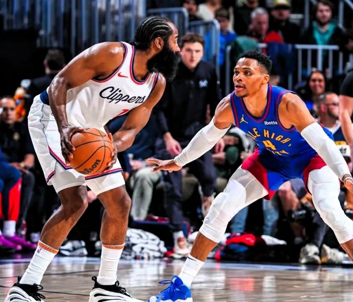 快船再胜一仗，保持不败势头