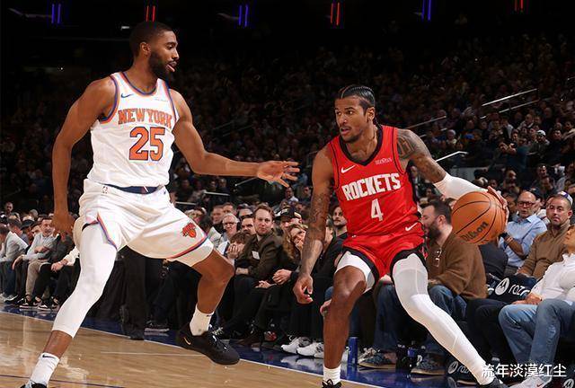 火箭主场大胜尼克斯,取得两连胜 火箭主场大胜尼克斯,取得两连胜