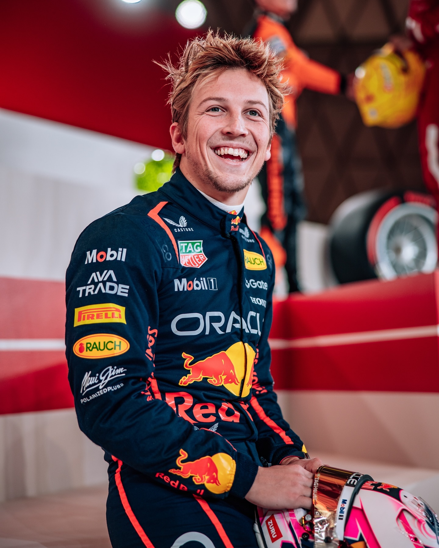 红牛车队碾压雷诺车队，阿隆索高光表现