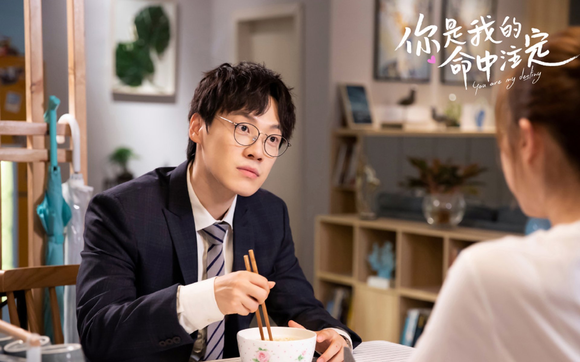 布克全程高能输出引爆全场，广东队狂胜独行侠展团队威力