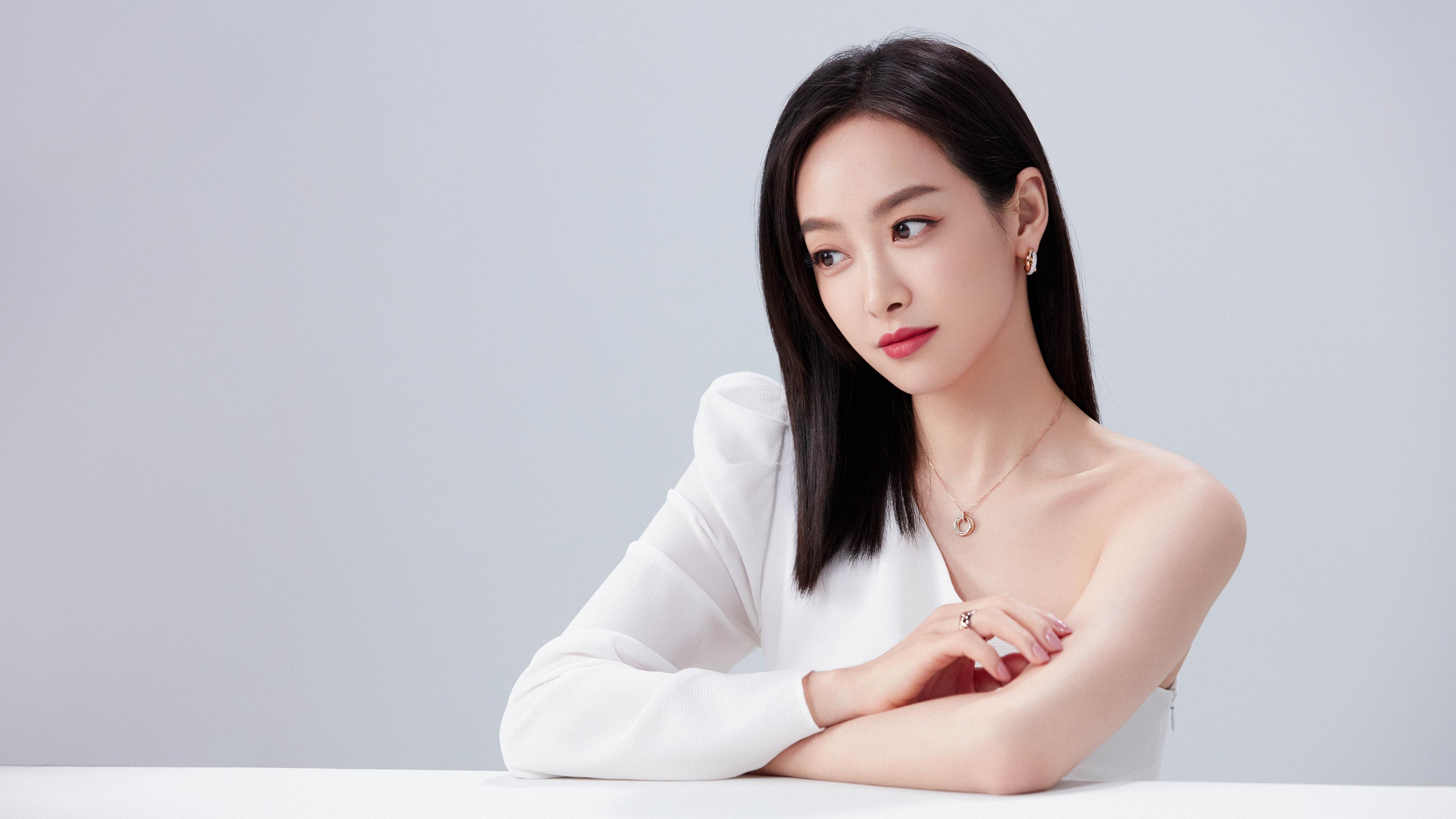 鹈鹕血拼步行者，字母哥终成关键先生