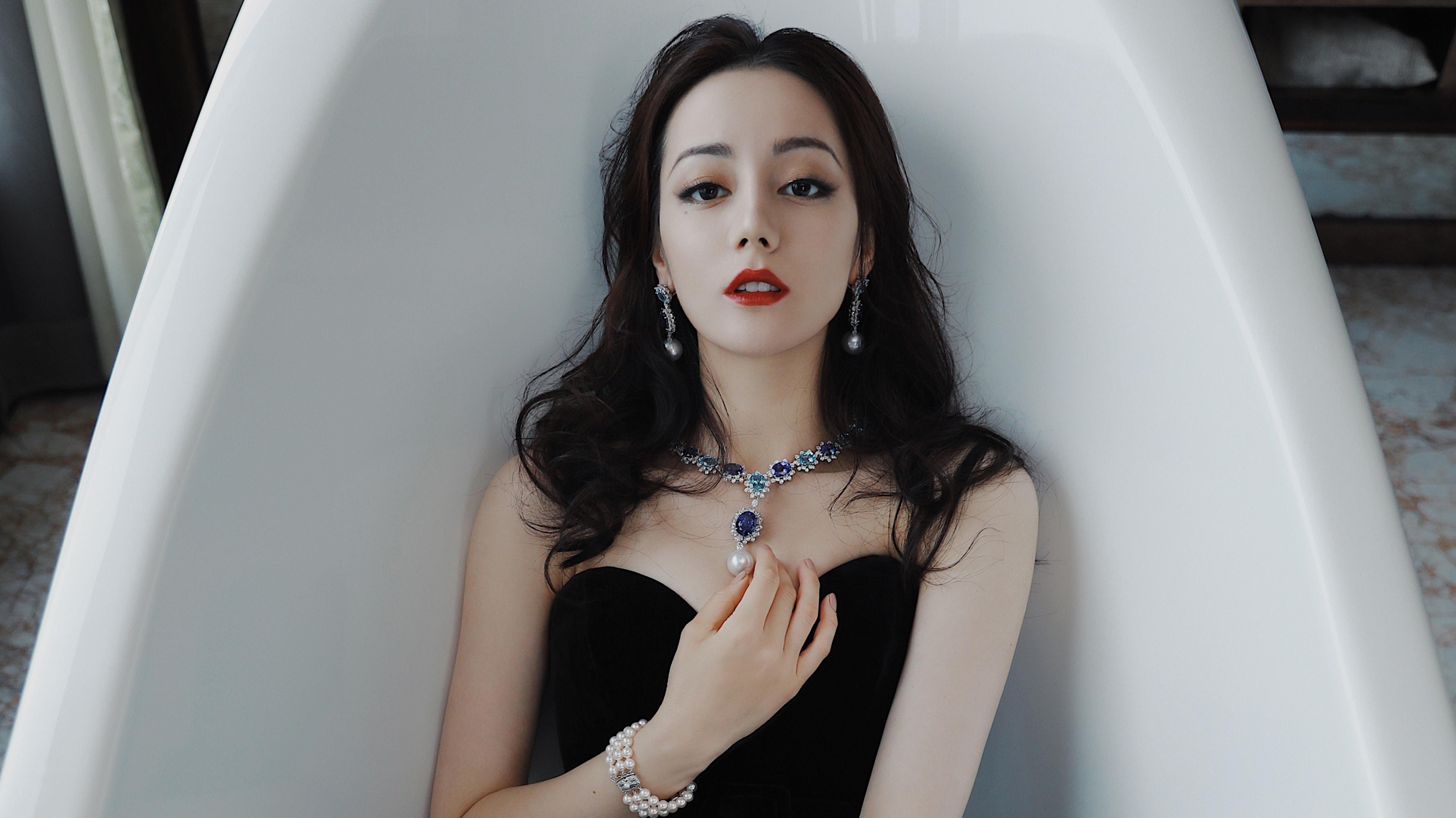 意甲焦点战烽烟再起,丹麦旋风席卷勒沃库森