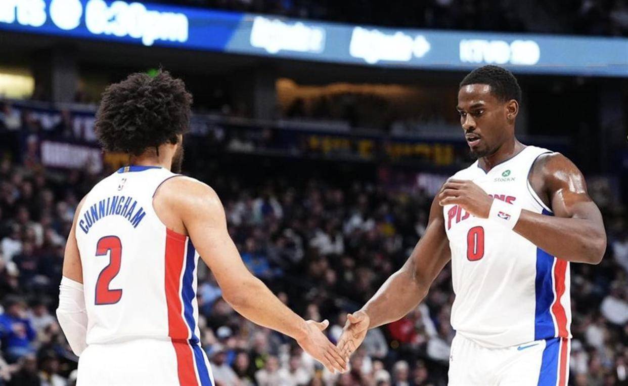 上海队正面击溃湖人,莫兰特在NBA季后赛接管比赛 上海队正面击溃湖人,莫兰特在NBA季后赛接管比赛