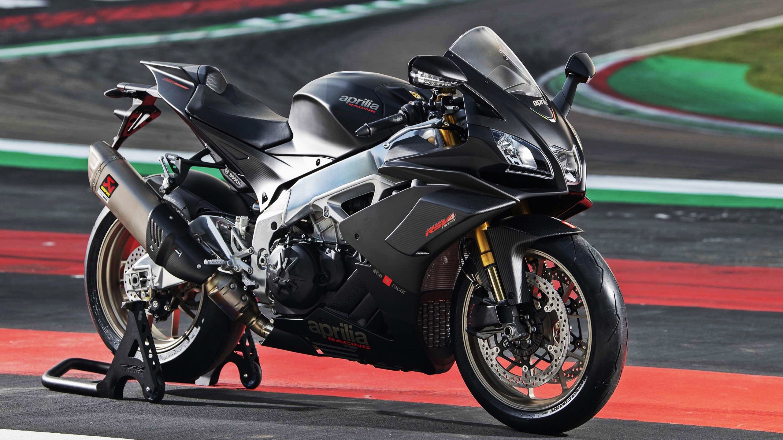 繁城之下的蛛网,当戈贝尔筑起沉默堡垒,费城用独行侠的剑斩断独行侠