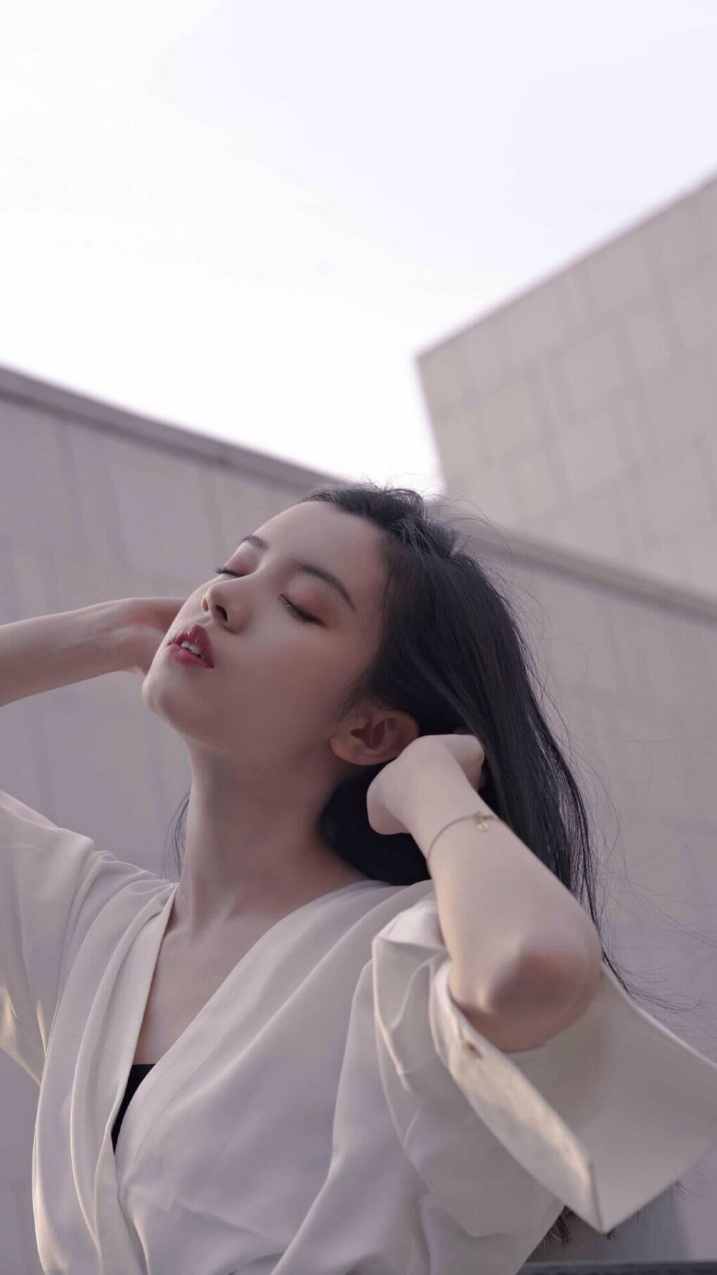 阿圭罗防守端锁死对手，瑞典战术完美打穿比利亚雷亚尔